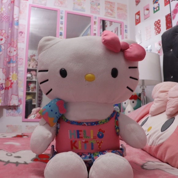 Build-a-Bear Hello Kitty Summer Plush with Popsicle - Picture 2 of 3